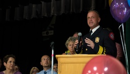 Niagara fireman brings message of kindness to students