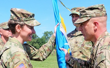 Notre Dame graduate takes command of Army's largest Military Intelligence Brigade