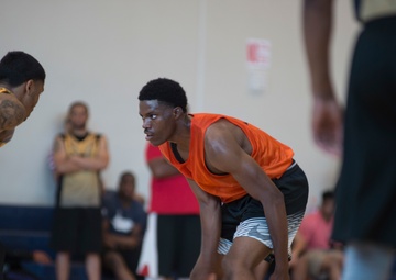 USS Preble plays USS Carl Vinson during RIMPAC 2018 Basketball Tournament Finals