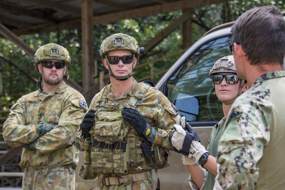 Explosive Ordnance Disposal Teams Conduct Rappelling Training During RIMPAC 2018.
