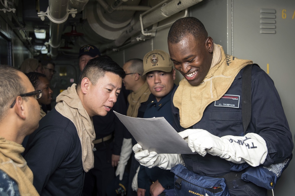 General quarters drill aboard USS Bonhomme Richard (LHD 6)
