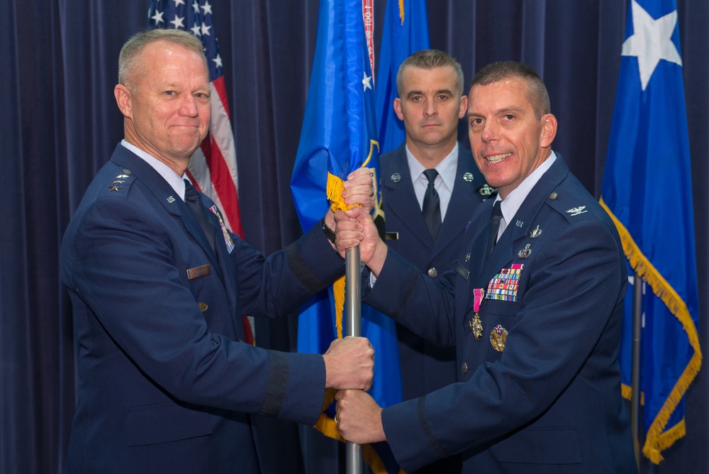 557th WW welcomes new commander