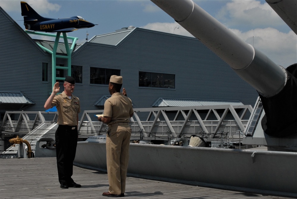Re-enlistment on board the USS Wisconsin