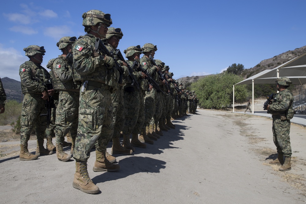 Mexican marines take on ranges during RIMPAC