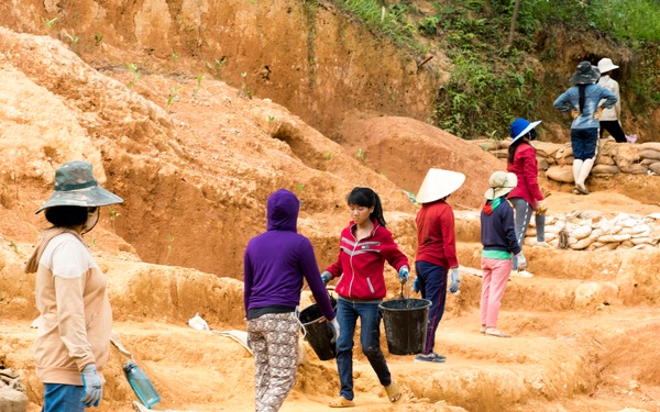 Search for the Fallen in Quang Nam
