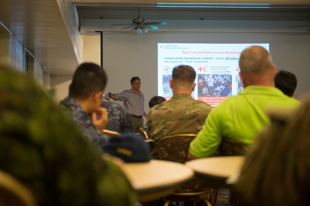 Coodinators Brief Military Leaders on HA/DR