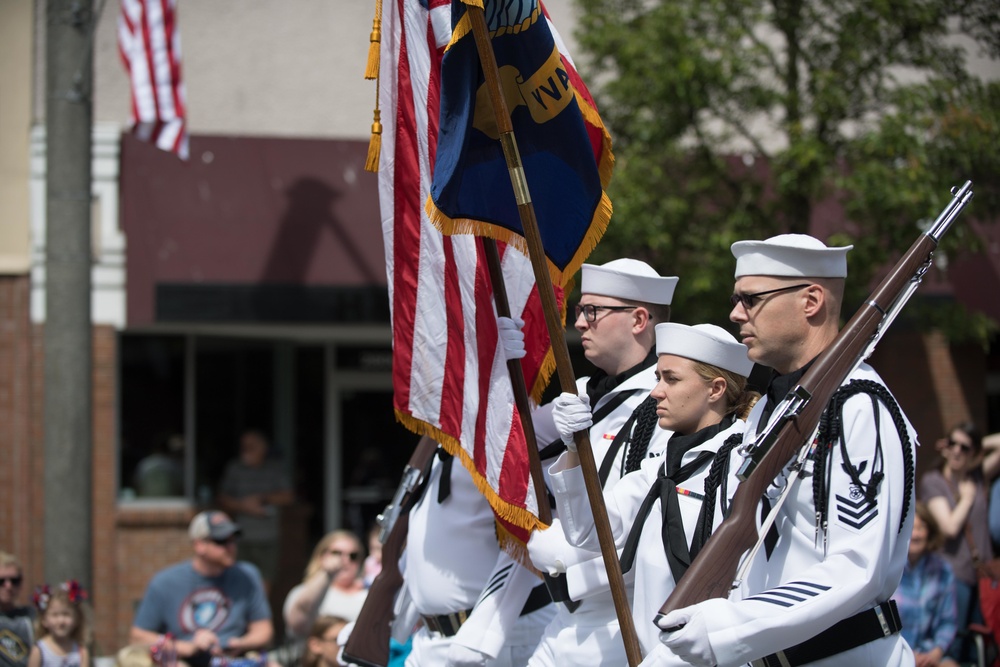 DVIDS Images Everett Fourth of July Parade [Image 7 of 9]