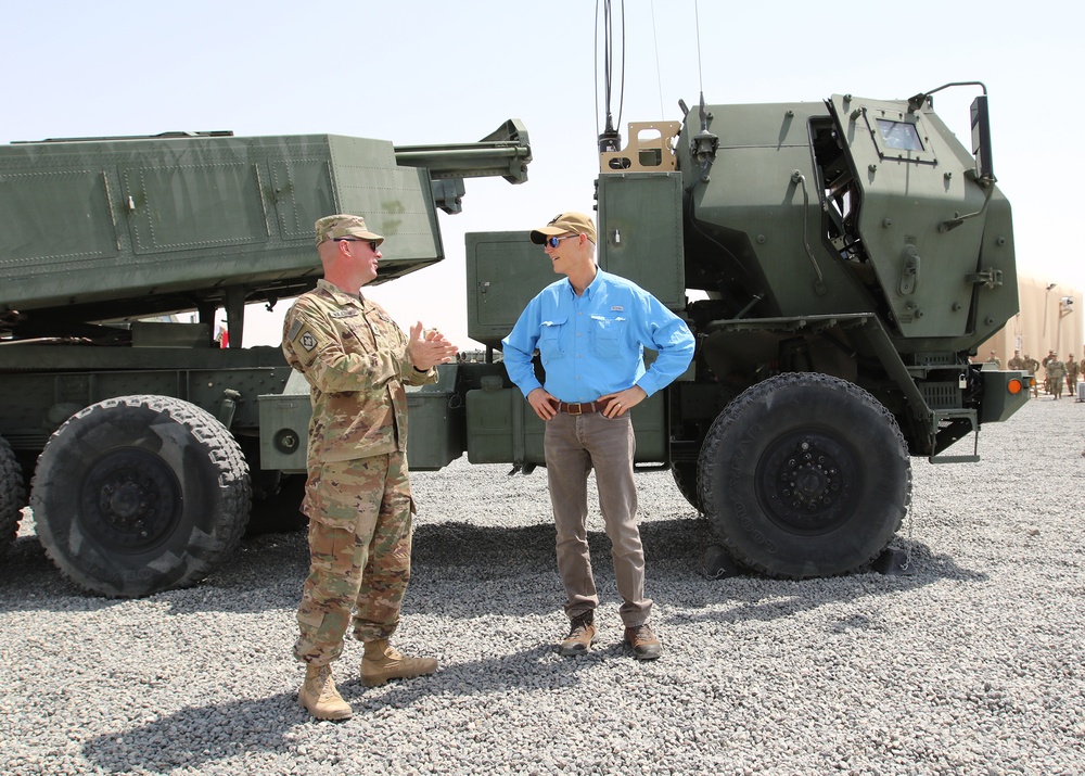Florida Gov. Rick Scott visits National Guard field artillery soldiers in Kuwait