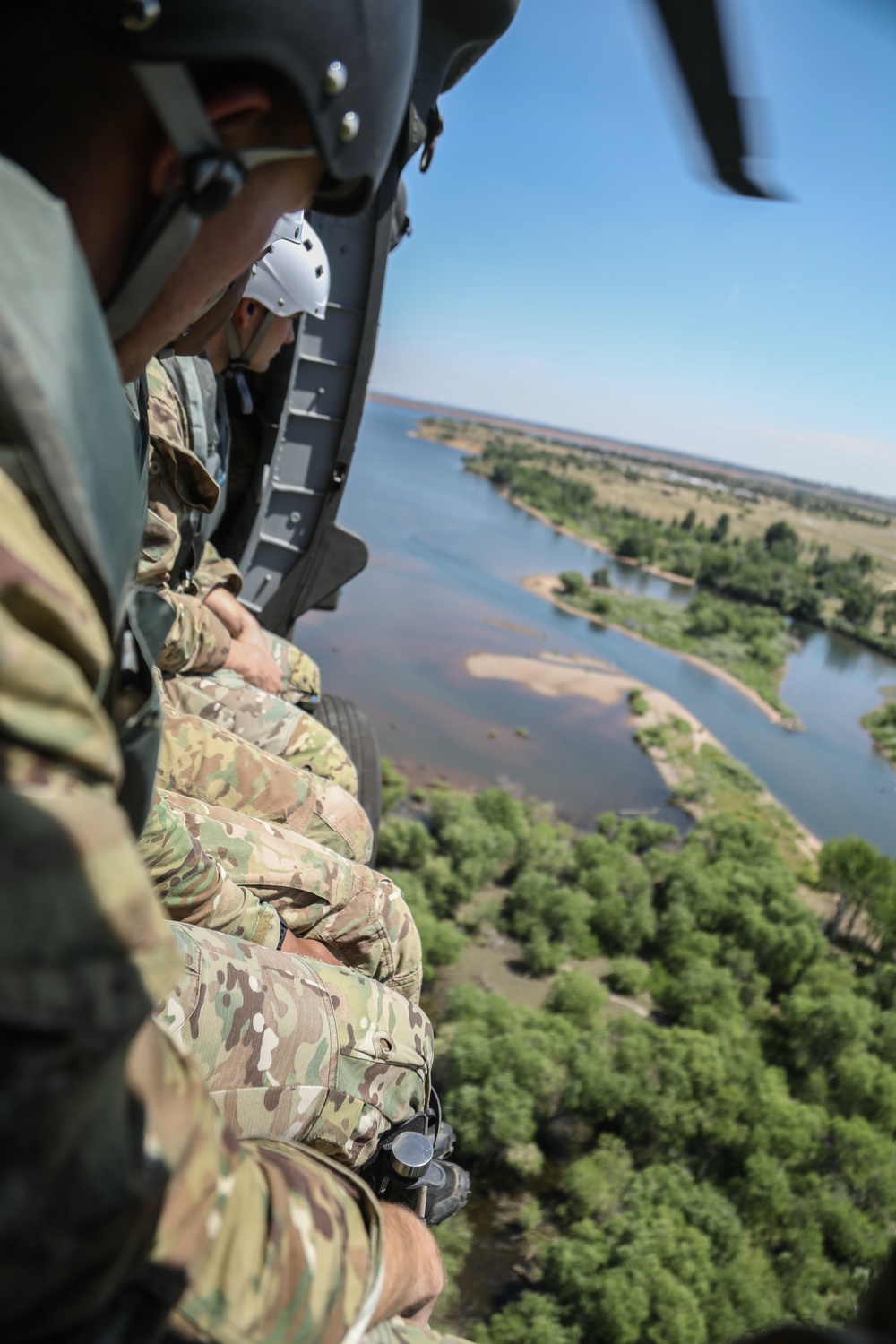 10th Special Forces Group hone water borne capabilities