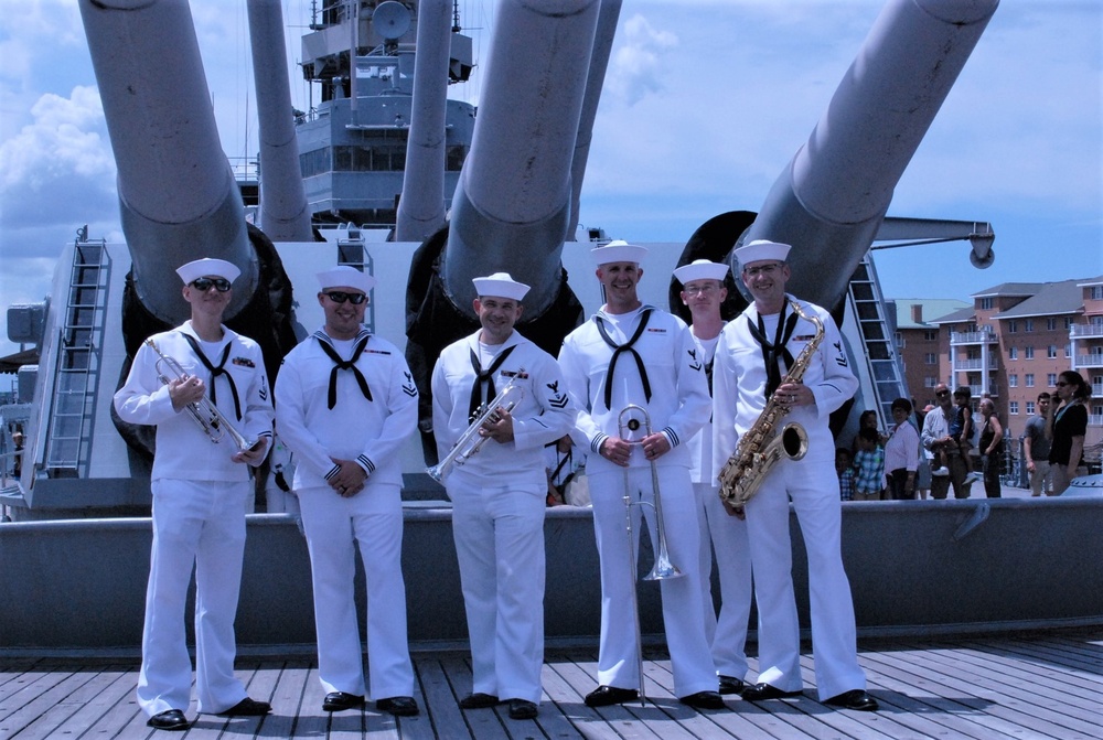 A unique photo-op on board the USS Wisconsin