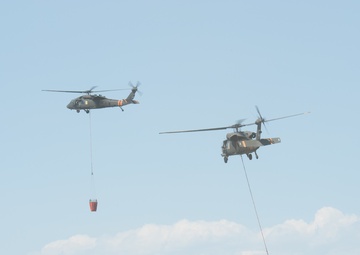 Colorado National Guard powers up helicopters for Cabin Lake Fire