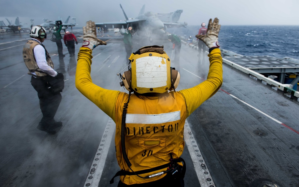 USS Ronald Reagan (CVN 76)