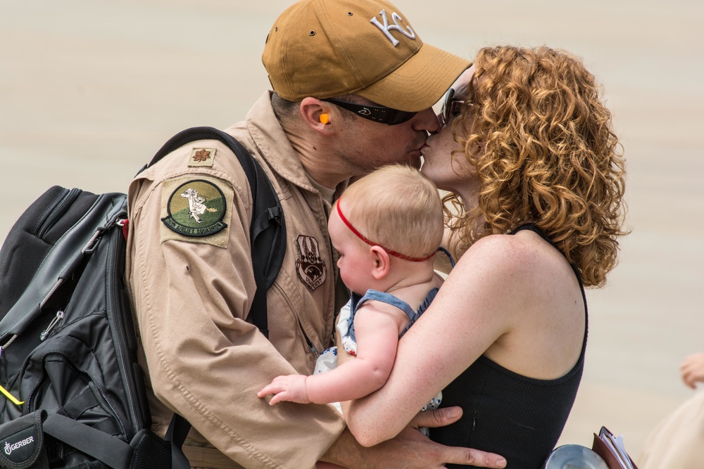 139th Airmen return home from deployment