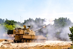 1-82 FA conducts Battery qualifications