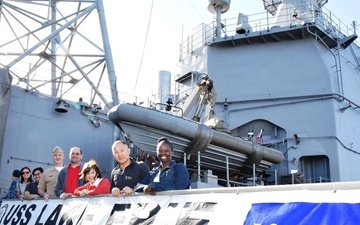 New York and New Jersey Educators Get First-hand Glimpse of Navy Life