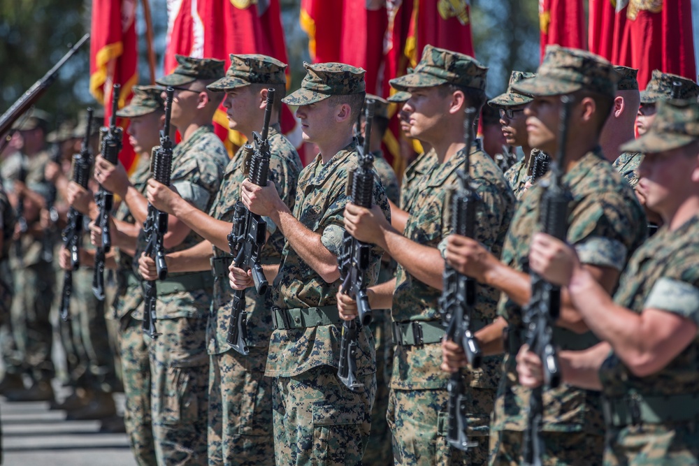 Change of Command Ceremony: Commanding General of 1st MARDIV