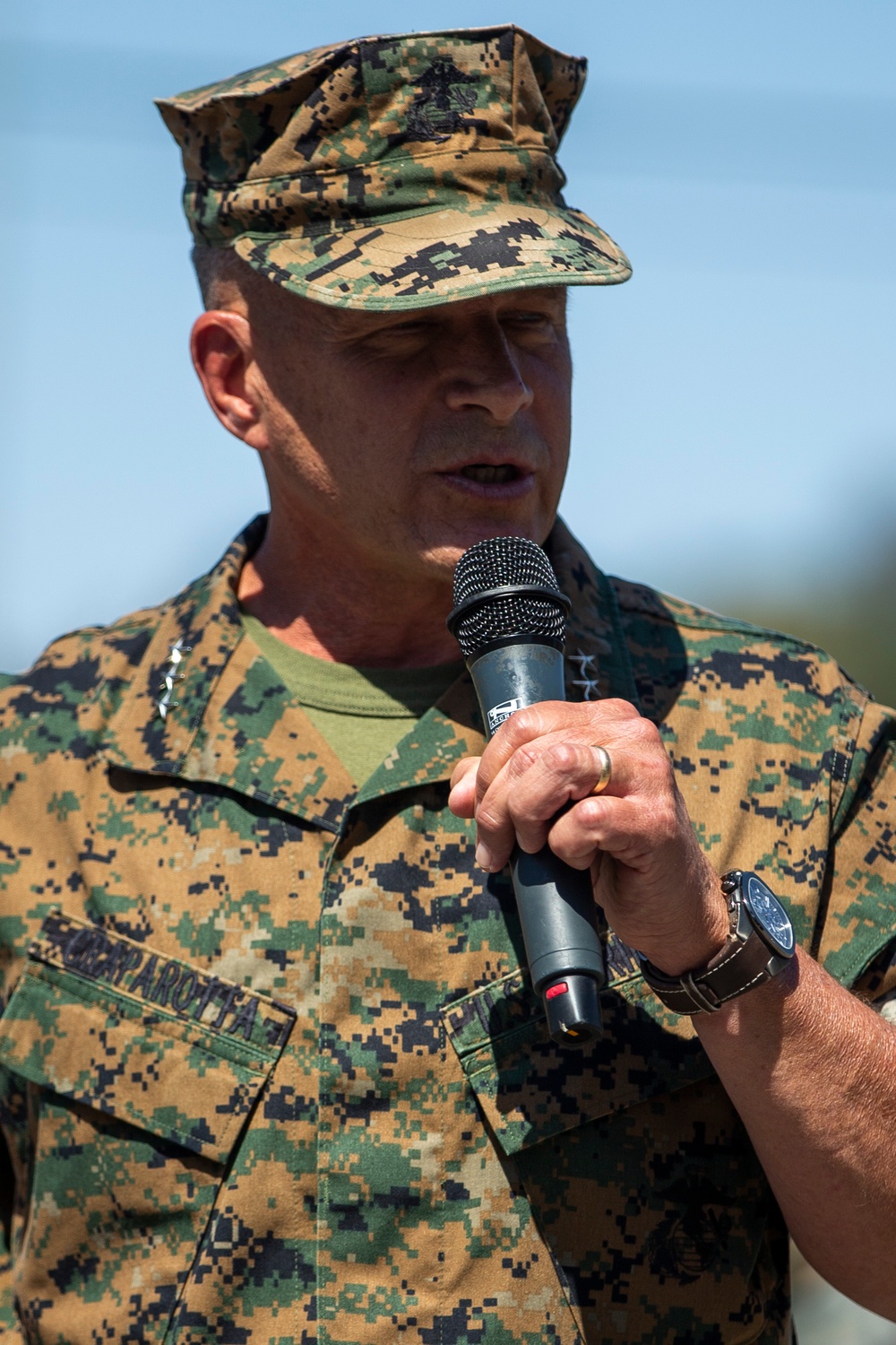 Change of Command: Commanding General of 1st MARDIV