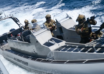 Maritime Security Response Team–West, Canadian EOD Train to Mitigate Threats