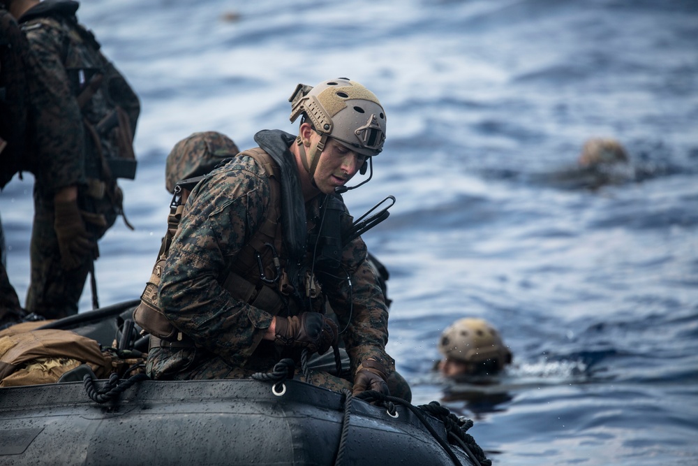 RIMPAC participants helocast in Hawaii