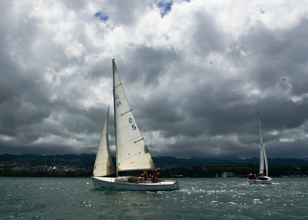 Service Members Sail in Rainbow Bay Marina Regatta