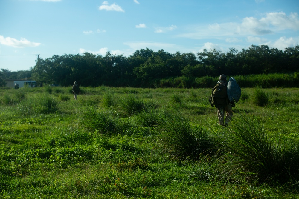 Force reconnaissance Marines conduct free fall operations