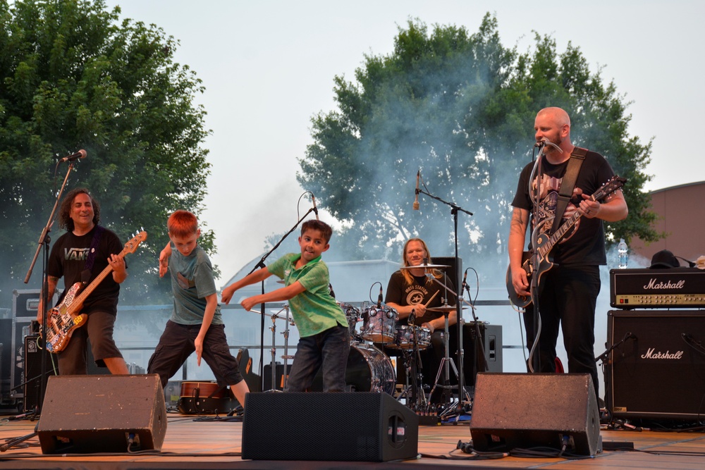 American Hitmen Perform in Vicenza Italy