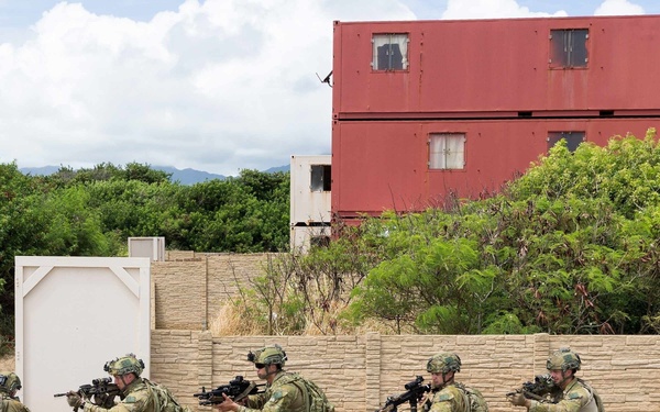 Royal Australian Army, U.S Marines train during RIMPAC 2018