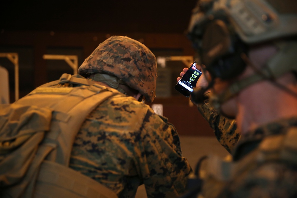 Marines enhance marksmanship skills during CMP range in Norway