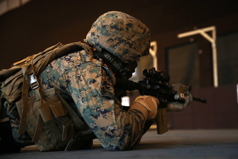 Marines enhance marksmanship skills during CMP range in Norway