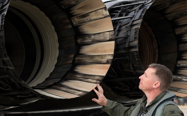 Col Pettus' Final Flight