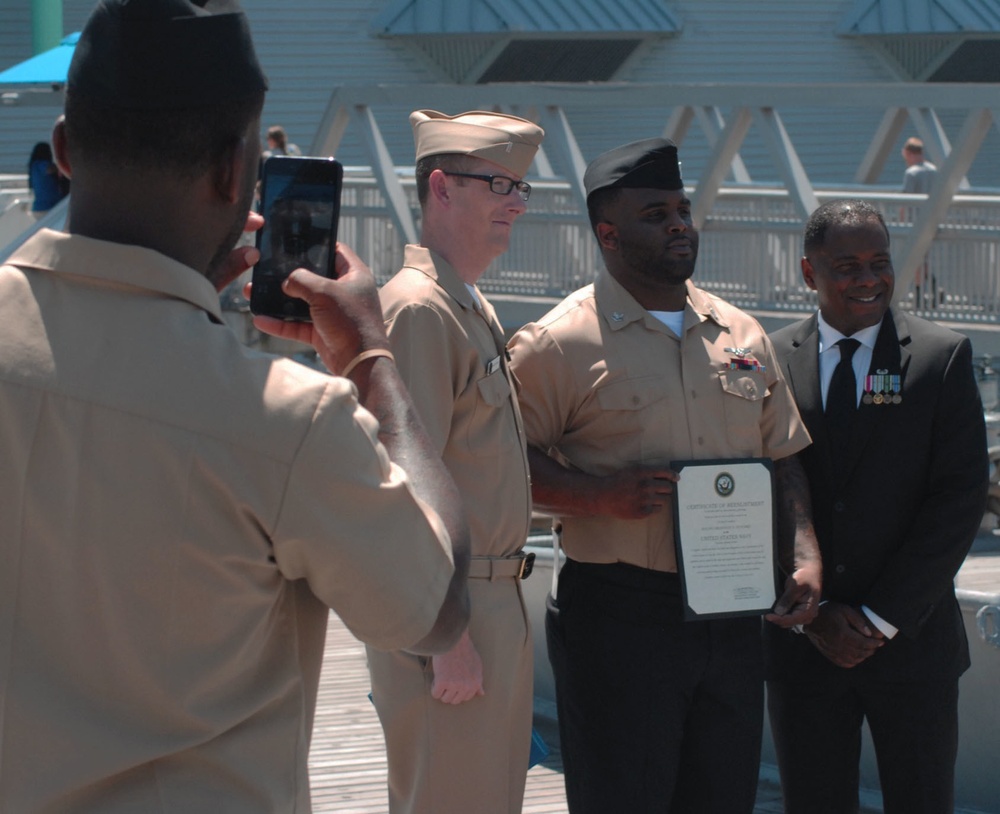 Capturing a re-enlistment on a camera phone