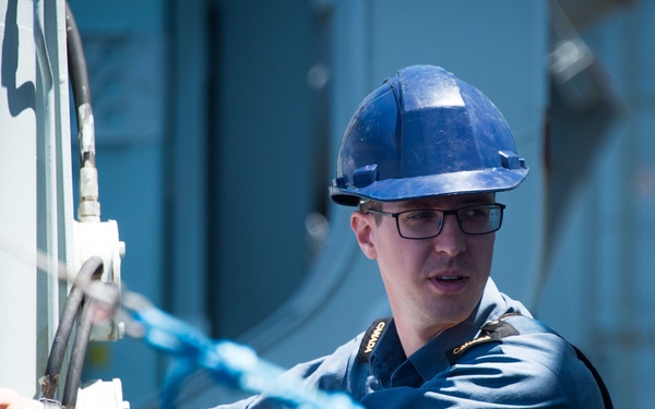 HMCS Vancouver at sea phase RIMPAC 2018