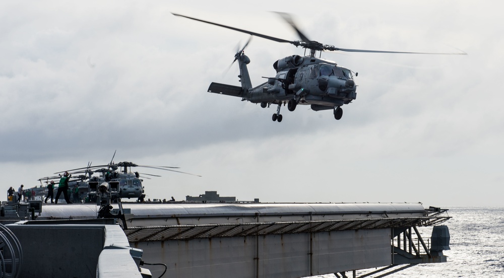 USS Ronald Reagan (CVN 76)