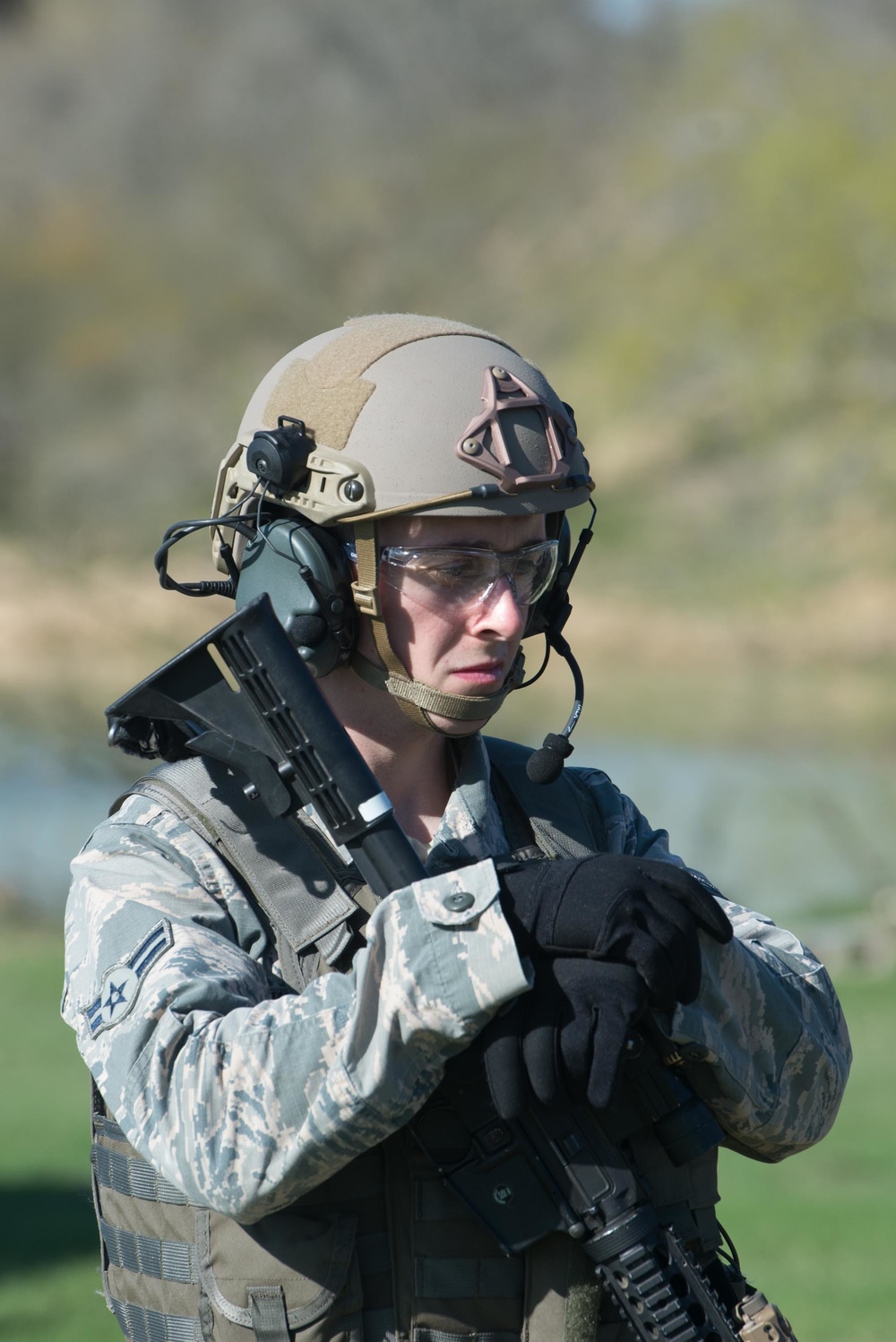 JBSA 802nd SFS &amp; Bexar County Sheriff's Office members attend advanced S.W.A.T. Course