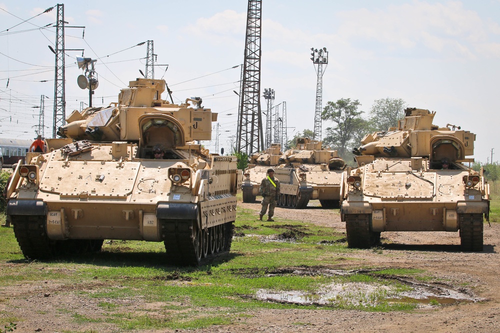 2-5 Cav vehicles arrive in Bulgaria