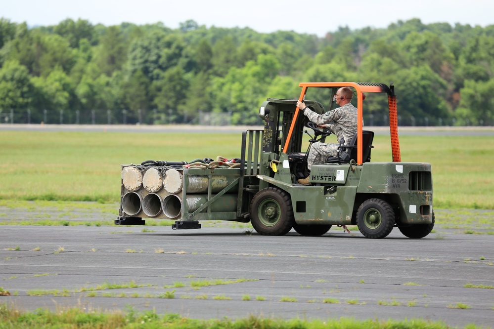 89B students build sling-loading skills for ammo at Fort McCoy