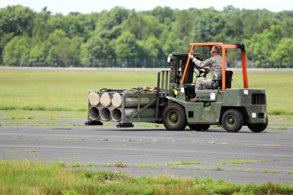 89B students build sling-loading skills for ammo at Fort McCoy