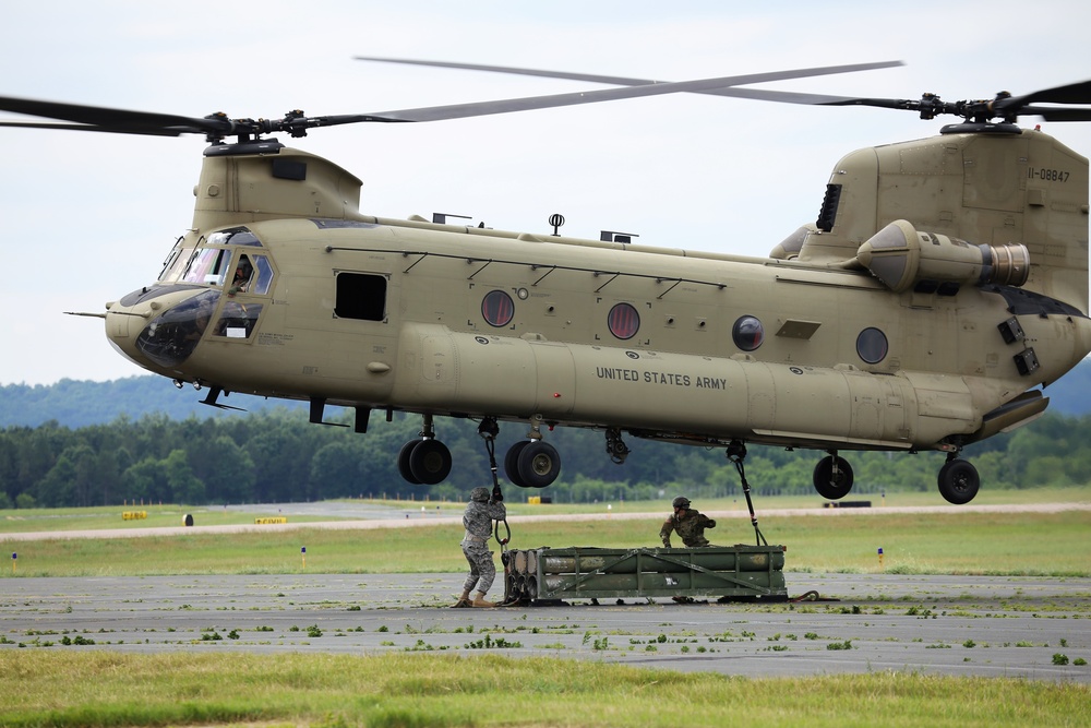 89B students build sling-loading skills for ammo at Fort McCoy