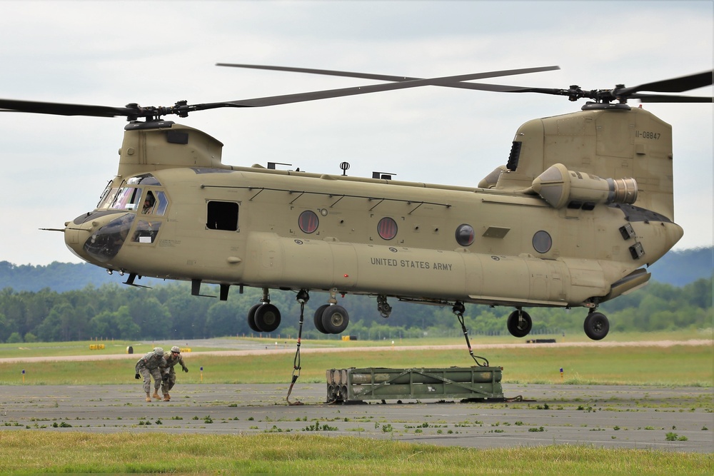 89B students build sling-loading skills for ammo at Fort McCoy