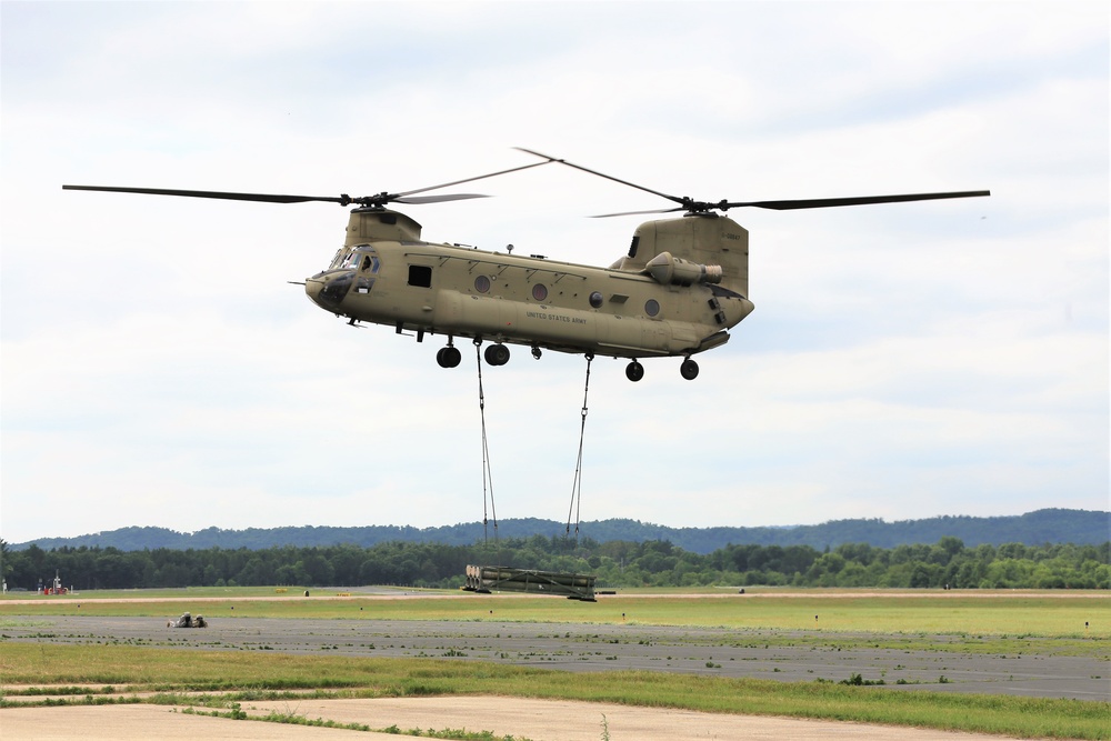 89B students build sling-loading skills for ammo at Fort McCoy