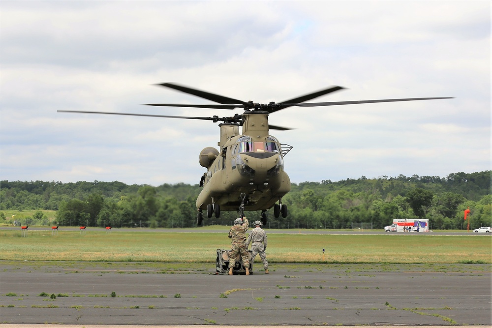 89B students build sling-loading skills for ammo at Fort McCoy