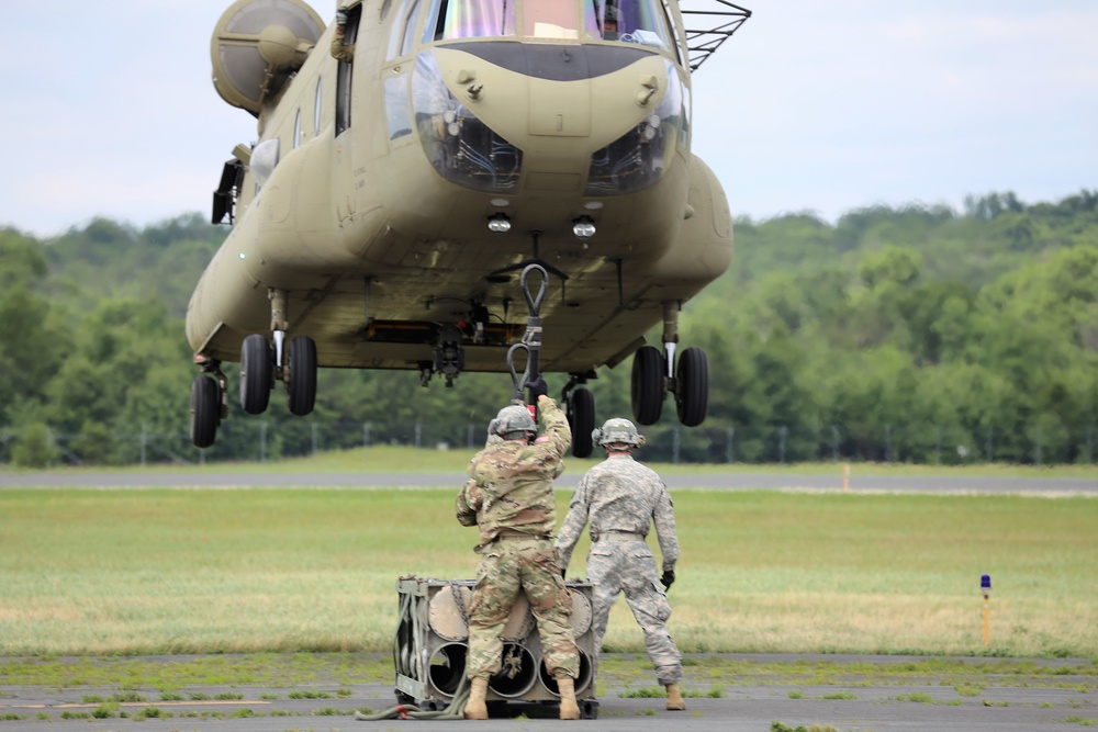 89B students build sling-loading skills for ammo at Fort McCoy