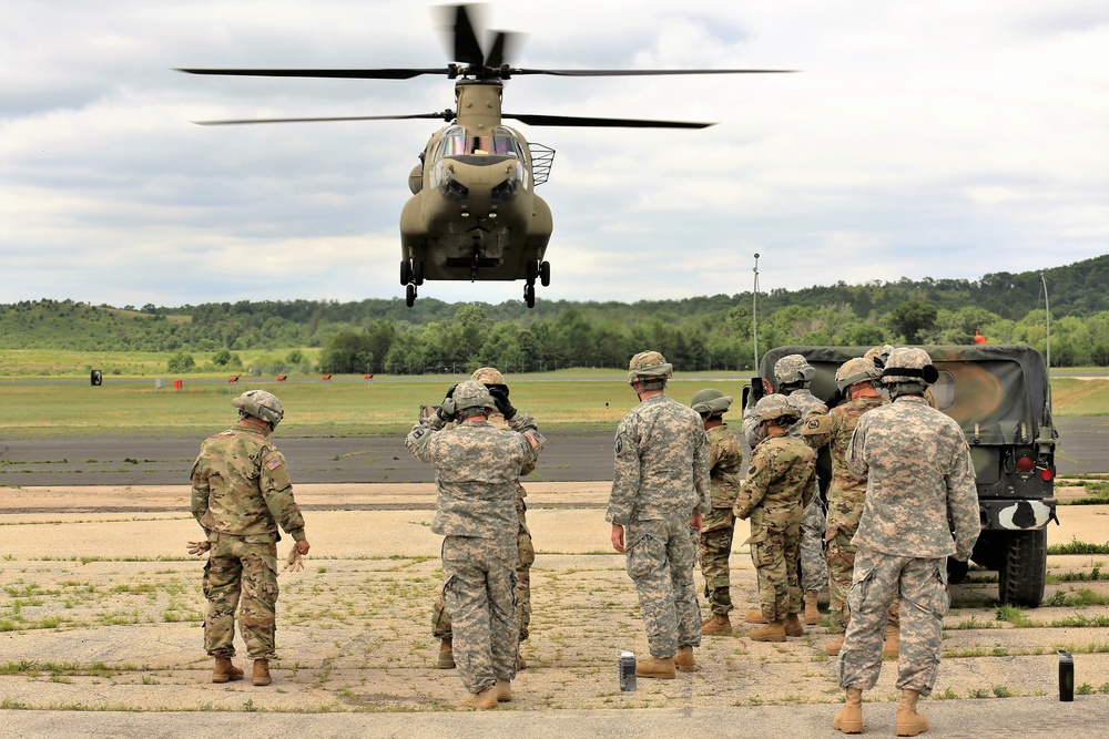 89B students build sling-loading skills for ammo at Fort McCoy