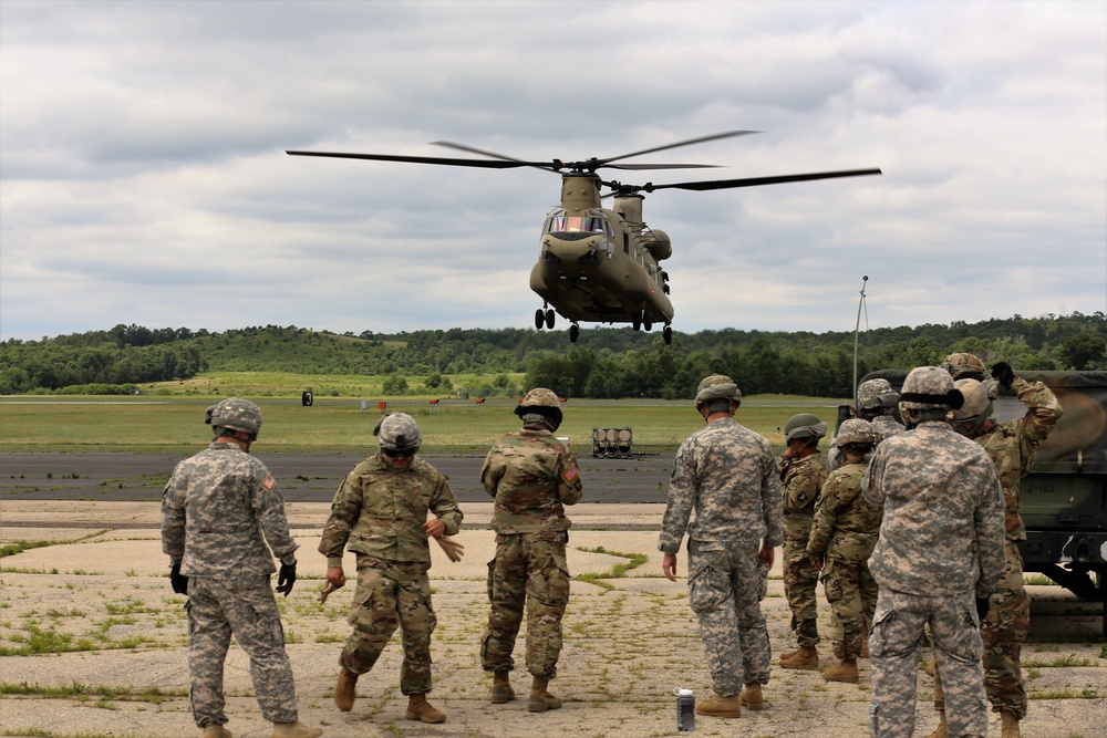 89B students build sling-loading skills for ammo at Fort McCoy