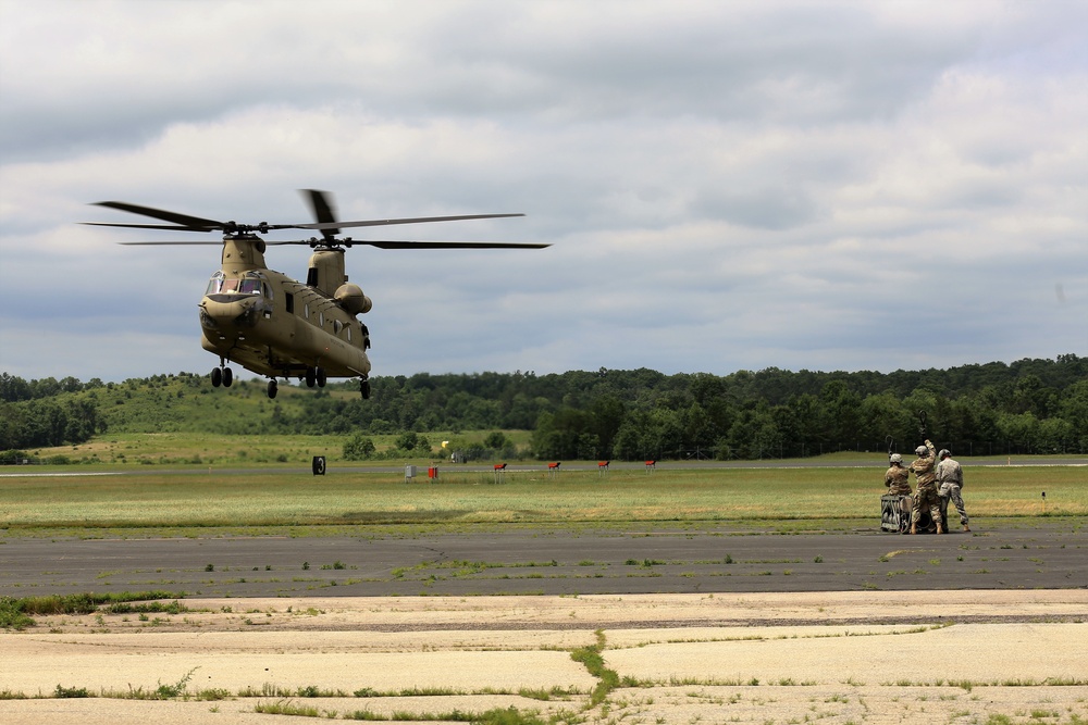 89B students build sling-loading skills for ammo at Fort McCoy