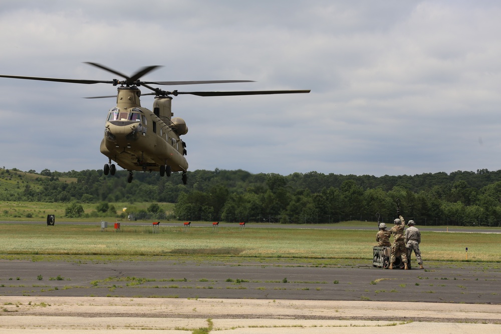 89B students build sling-loading skills for ammo at Fort McCoy