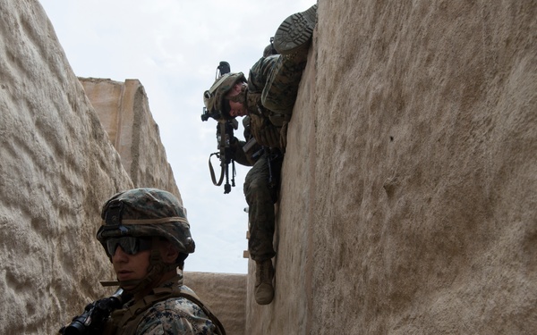 U.S. Marines take on Infantry Immersion Trainer during RIMPAC