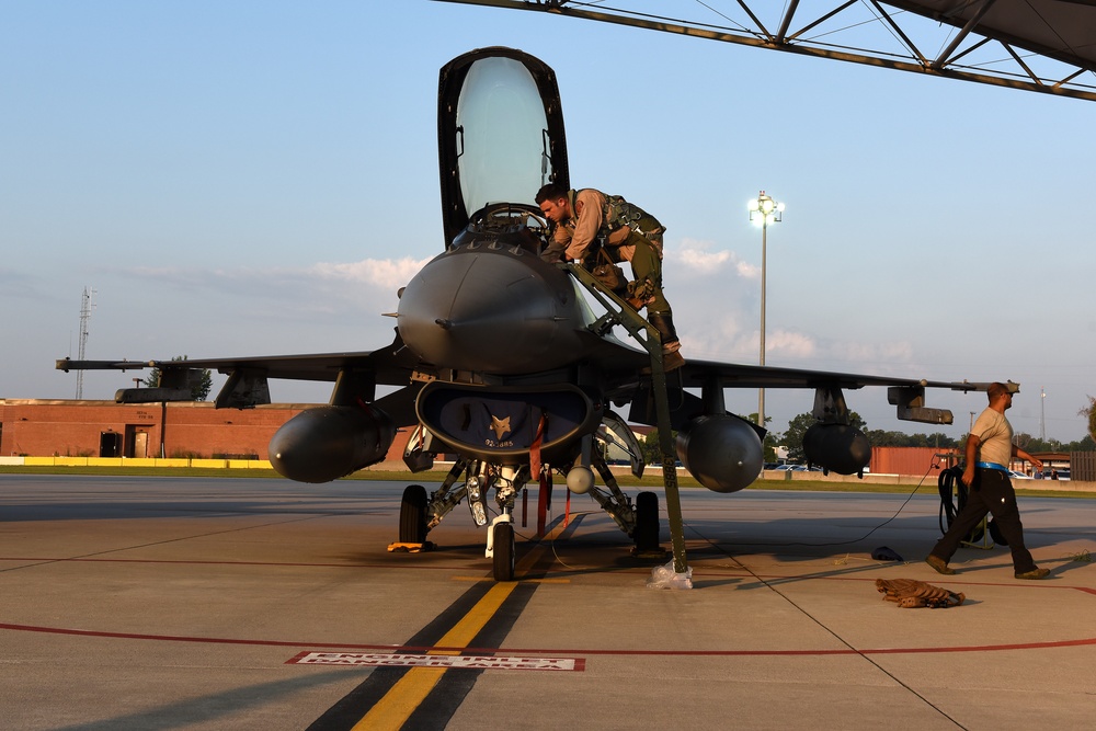 169th Fighter Wing Airmen deploy to Southwest Asia