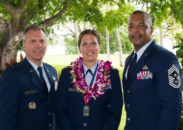 Χαίρετε, Aloha, Bien Binidu to Pacific Reserve Commander