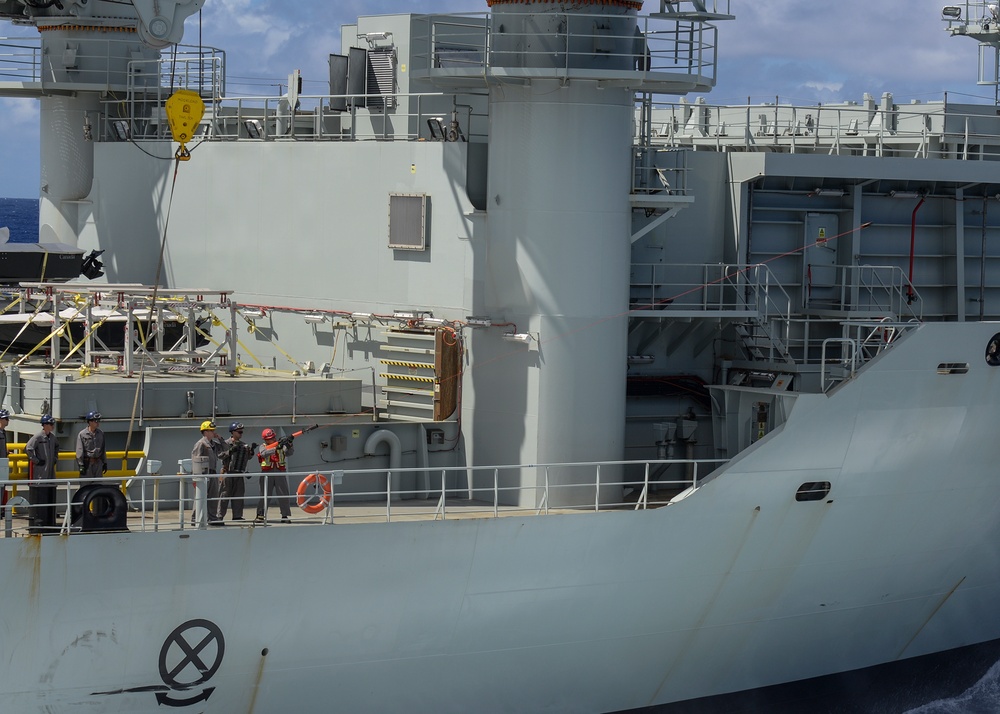 DVIDS - Images - USS Sterett Conducts Replenishment-at-Sea with the ...